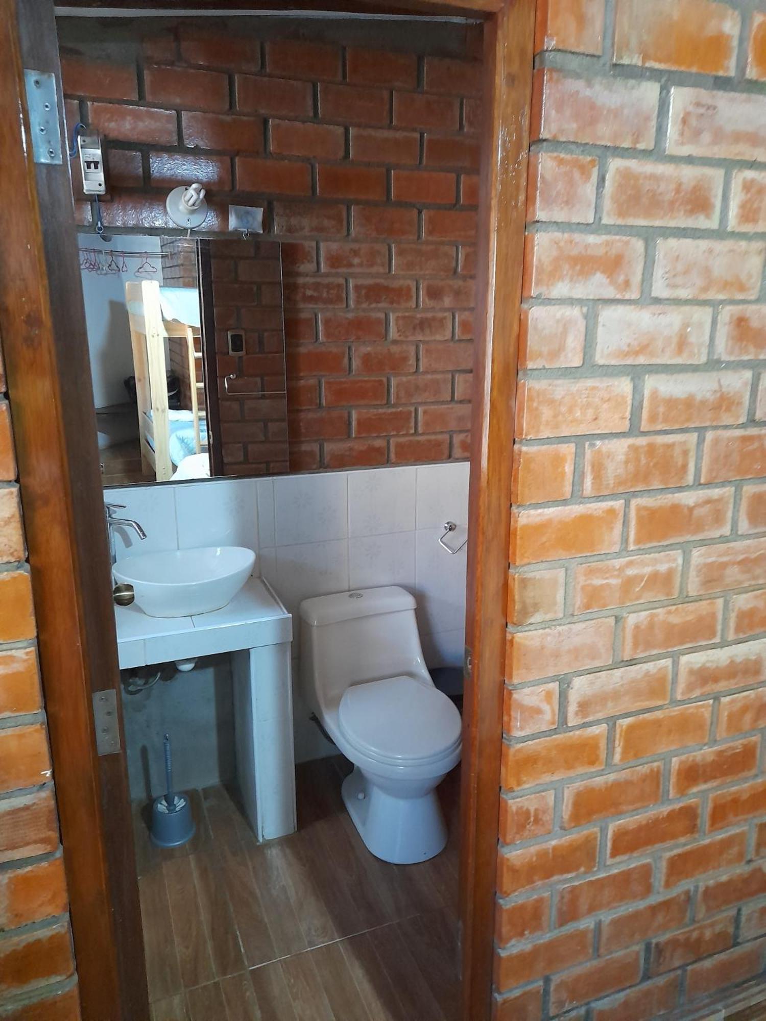 Casa Hospedaje"Los Capulies" Carhuaz ภายนอก รูปภาพ